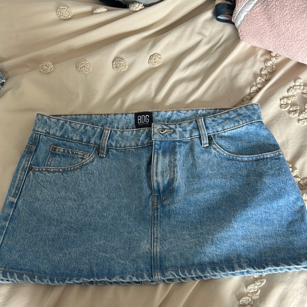 BDG denim mini skirt good as new
